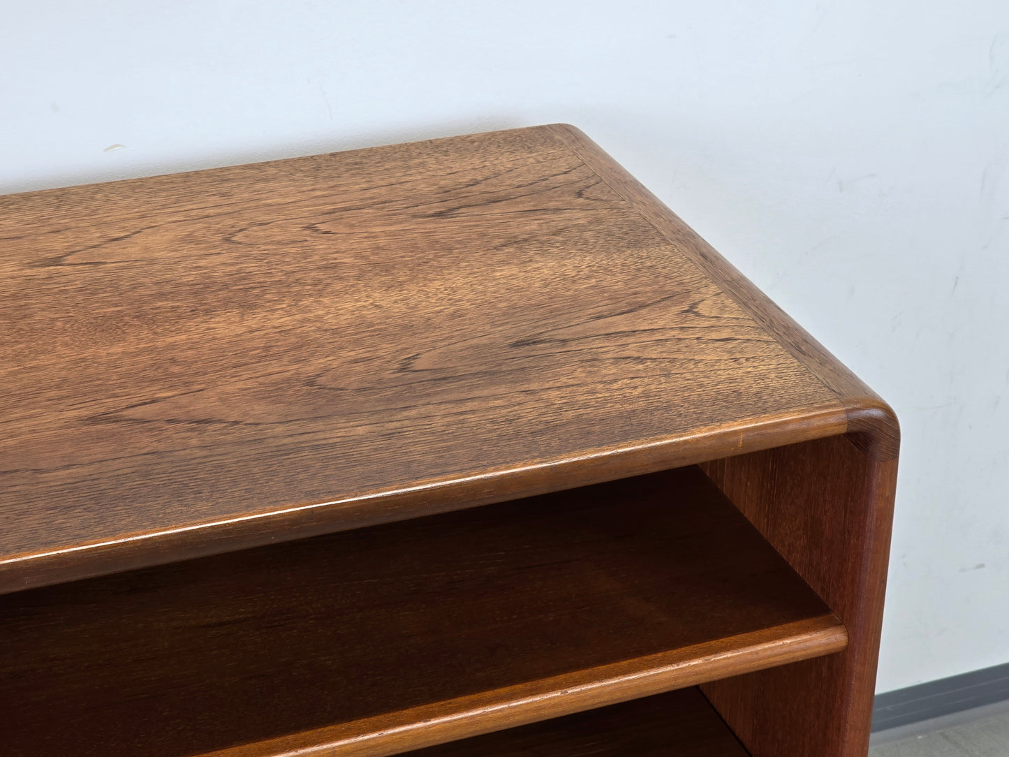 TEAK SIDEBOARD Hifi Kommode Mid Century Vintage Salin Nyborg Dänisch Design 60er