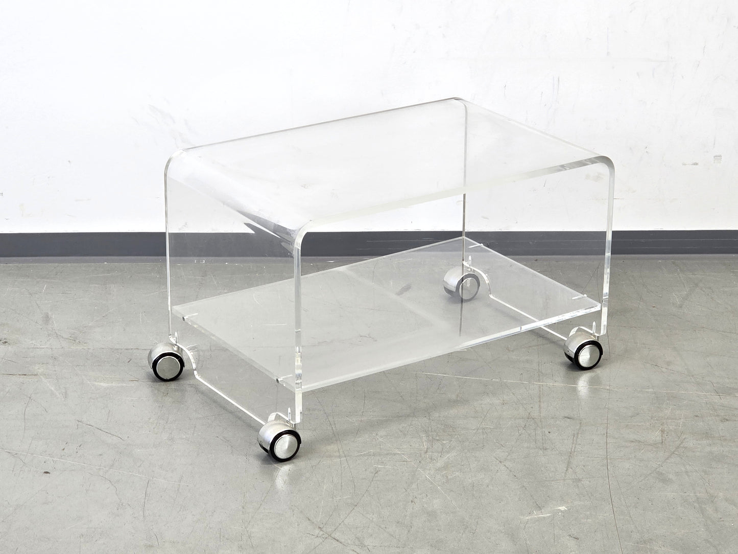 MICHEL DUMAS Rollwagen Barwagen Acryl Glas Vintage 70er Plexiglas Design Beistell