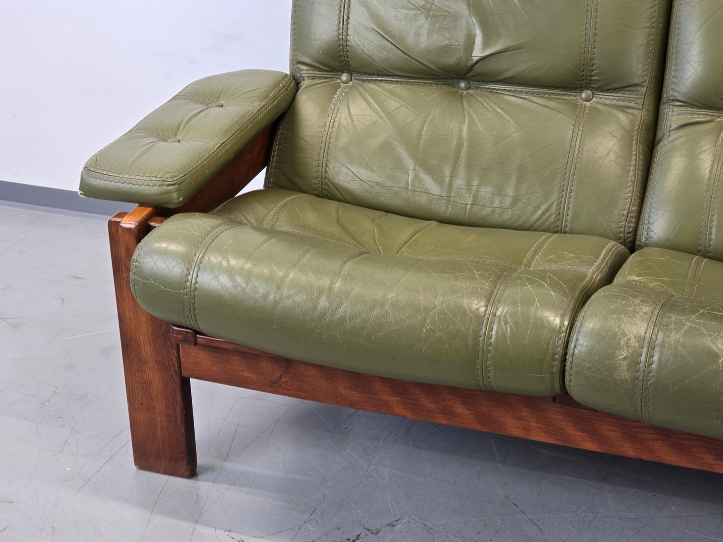 VINTAGE SOFA Leder Grün Mid Century Dänisches Design 3-Sitzer