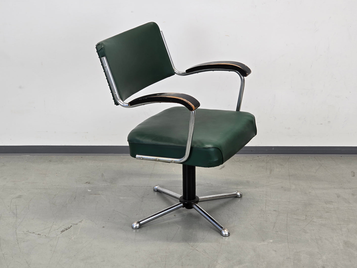 DRABERT STUHL Bauhaus Drehstuhl Schreibtischstuhl Industrial Vintage Grün