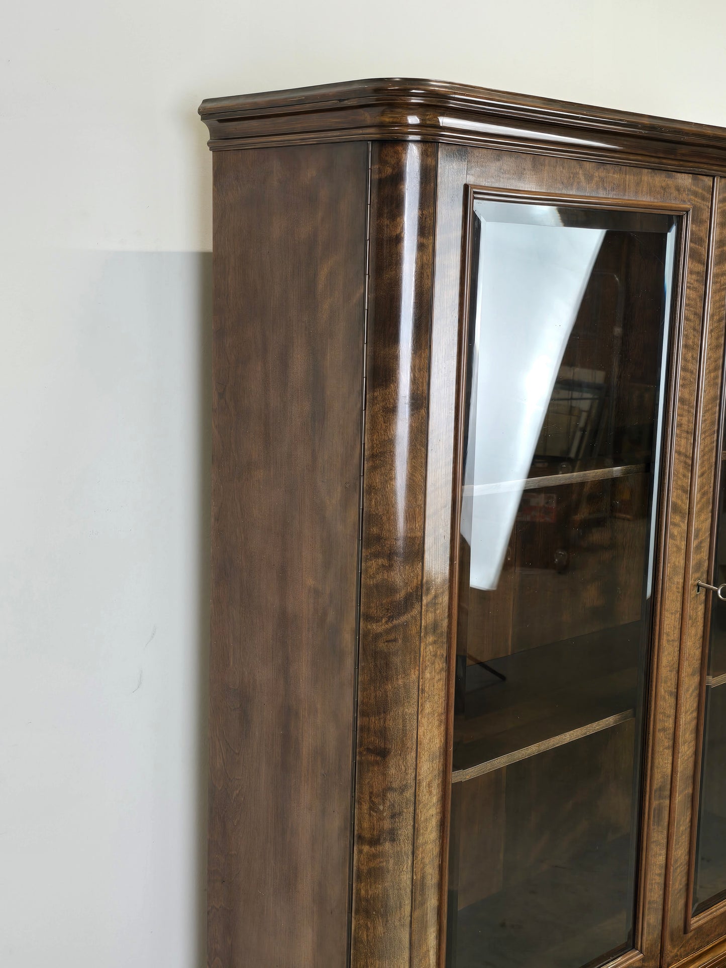 ANTIK VITRINE Bücherschrank Birke Furnier Biedermeier Stil Glasschrank Schrank