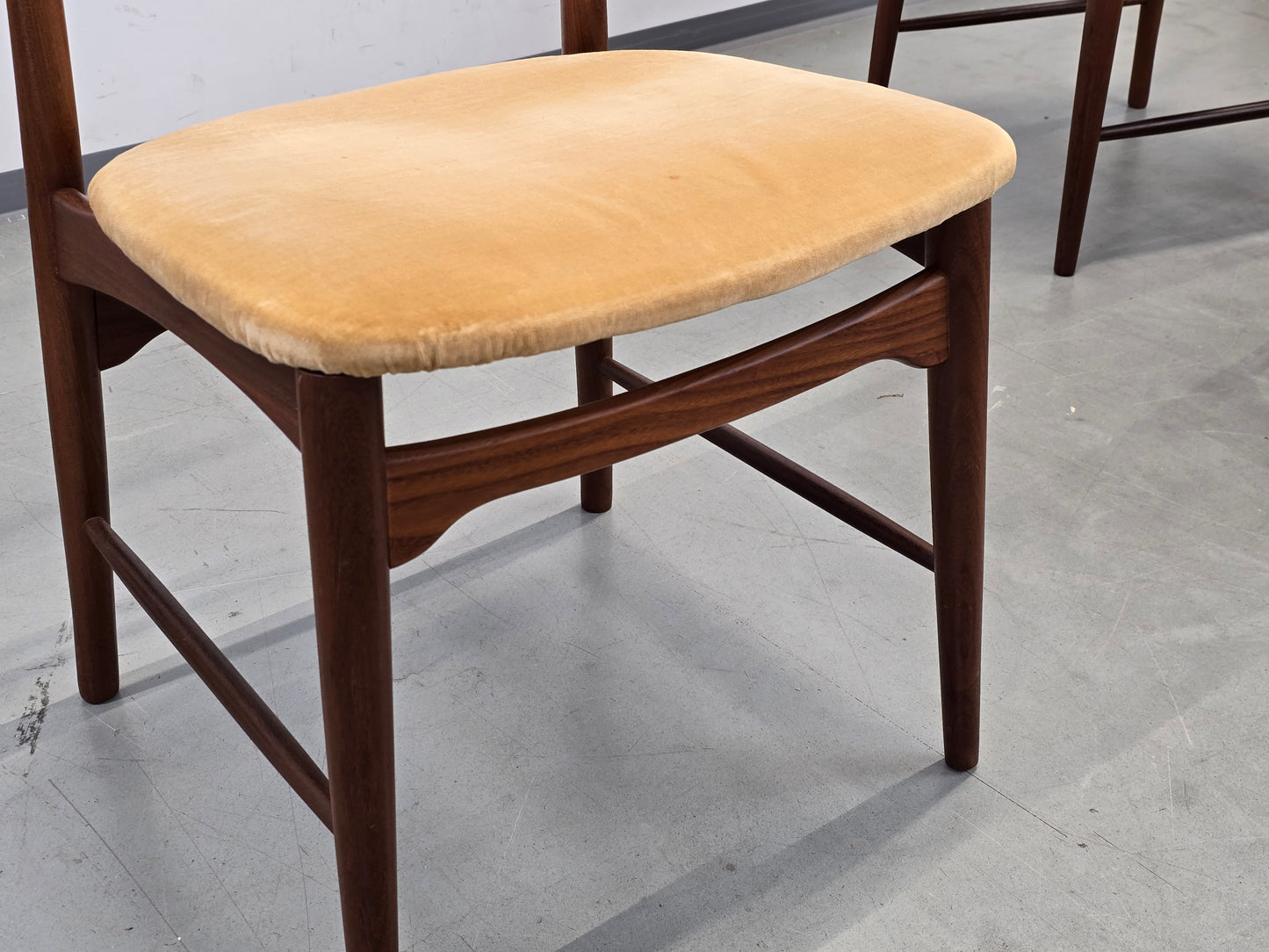 GEORG LEOWALD Wilkhahn Stuhl Teak Mid Century Vintage esszimmer esstisch küche 60er Design Klassiker