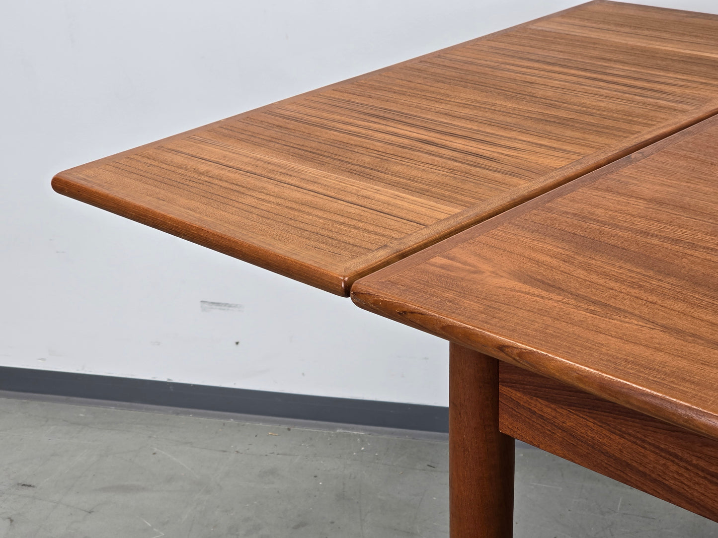 AM MØBLER Teak Tisch Ausziehbar Mid Century Danish Design Esstisch 60er