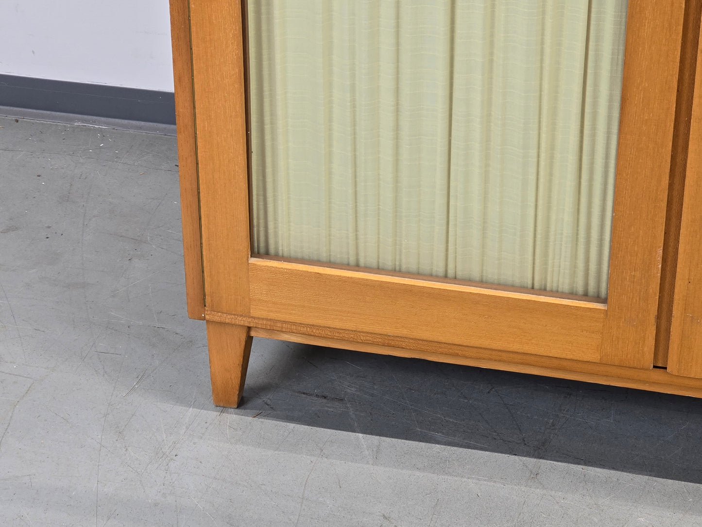 VINTAGE SCHRANK Mid Century 60er Jahre Rüster Teak Ulme Kleiderschrank Garderobe