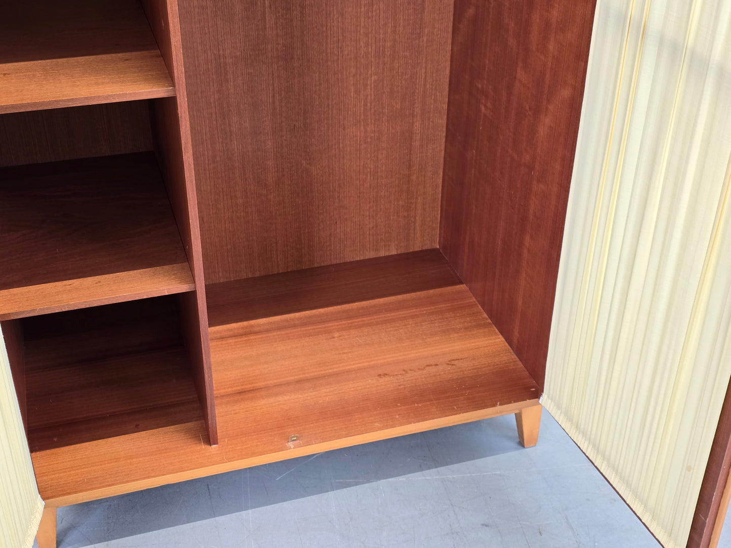 VINTAGE SCHRANK Mid Century 60er Jahre Rüster Teak Ulme Kleiderschrank Garderobe