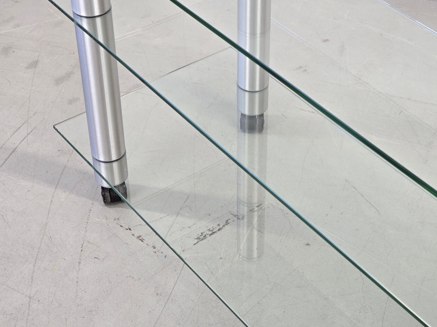 JUST-RACKS TV Rack Glas Aluminium Rollen Spectral Phonomöbel Lowboard High-End