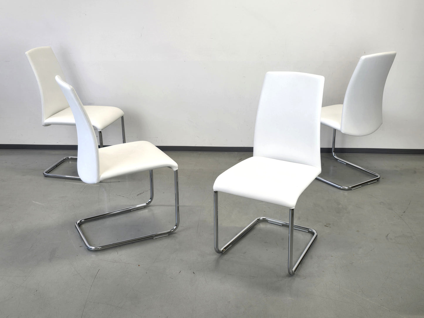 DRAENERT STÜHLE Freischwinger Stuhl Esszimmer Küche Leder Weiß Chrom 2060 Luma Design Klassiker