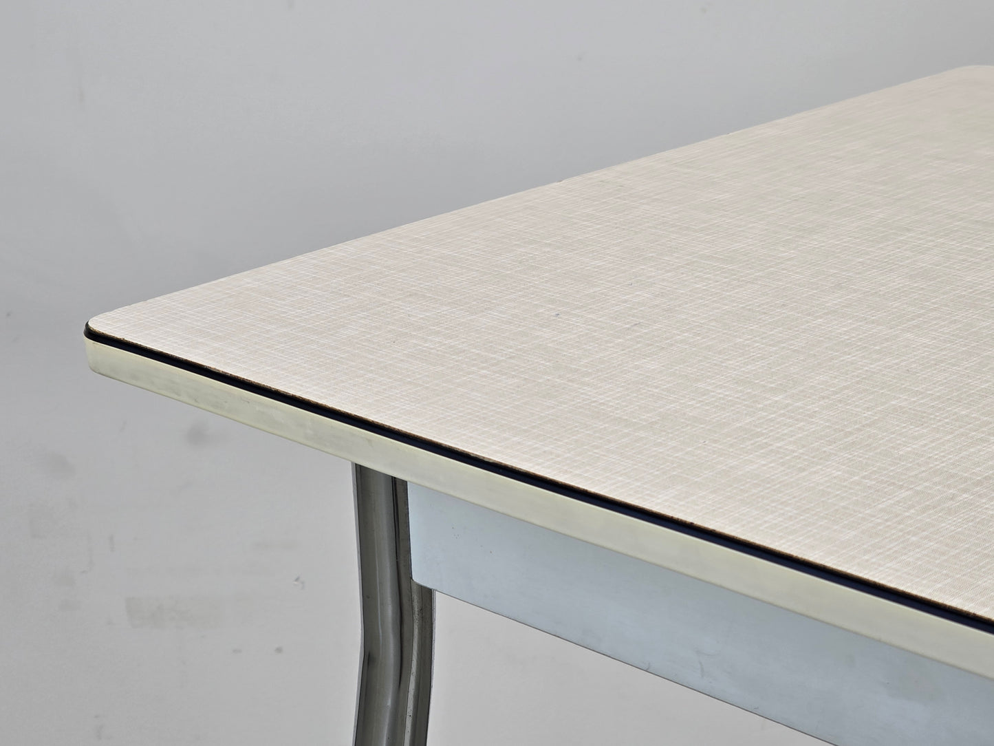 VINTAGE KÜCHENTISCH Resopal 50er 60er Jahre Esstisch Chrom Mid Century Retro