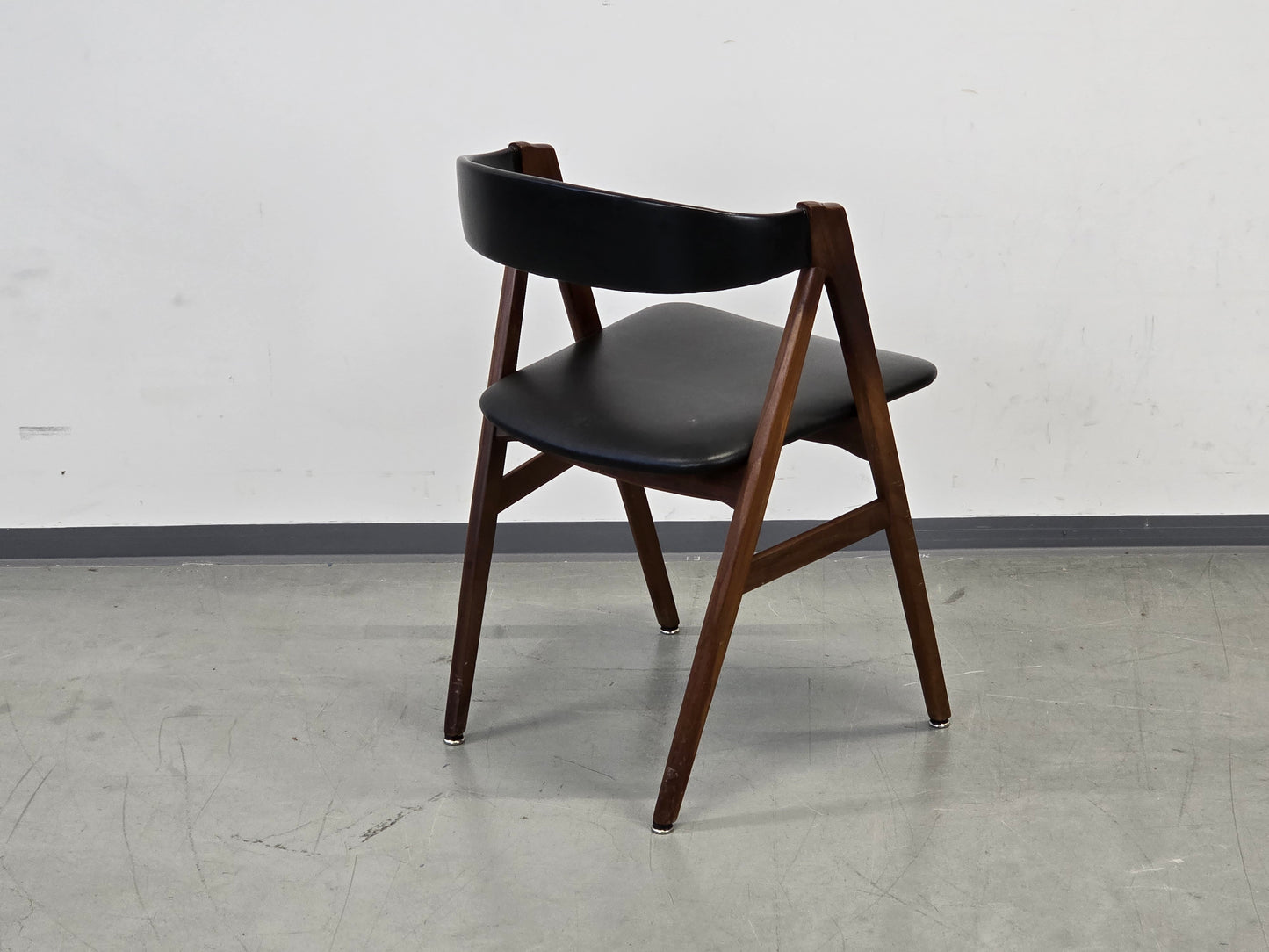 THOMAS HARLEV Stuhl Farstrup 213 Teak Mid Century Danish Design Vintage Chair