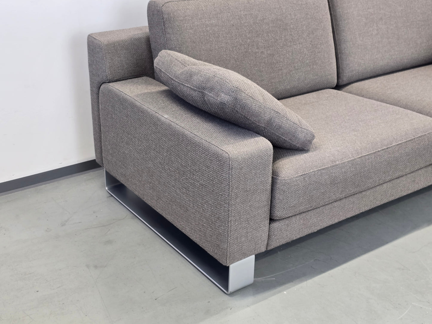 ROLF BENZ EGO Designer Sofa Couch Grau Stoff Metallkufen 201cm Modern