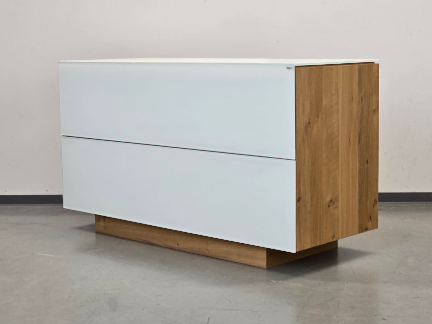 VOGLAUER SIDEBOARD Kommode Schubladen Designer Eiche Massivholz Glas weiß Highboard