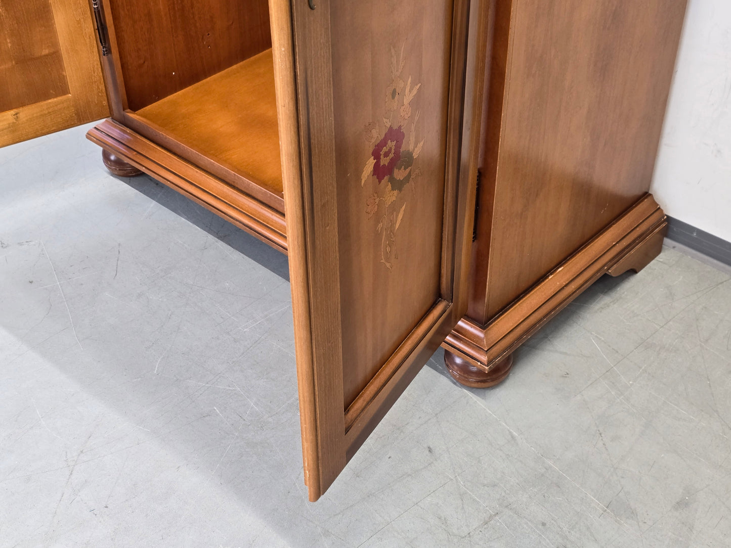 VOGLAUER Kleiderschrank Kirschbaum Intarsien Schrank Anno Antik Stil 60er