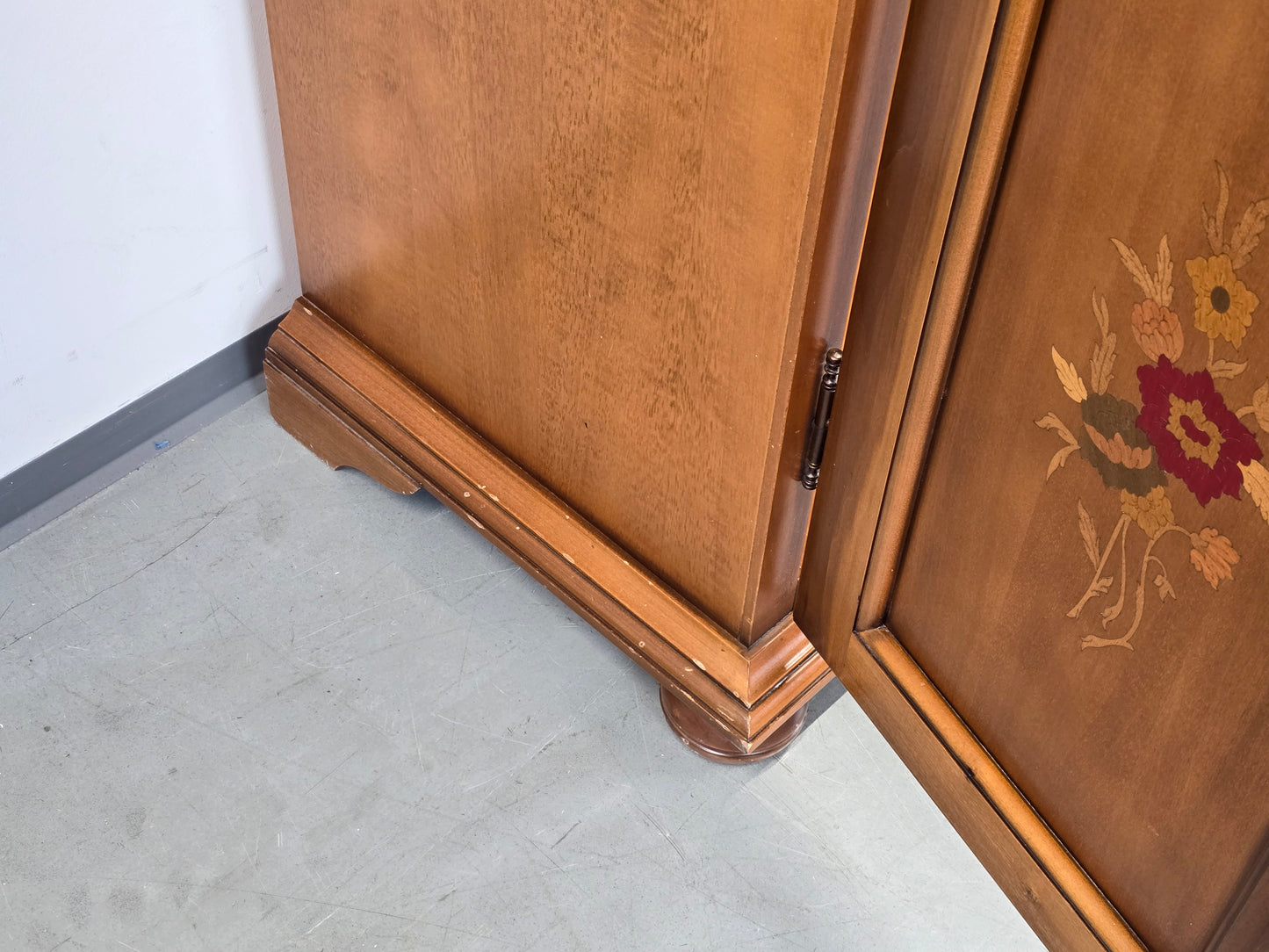 VOGLAUER Kleiderschrank Kirschbaum Intarsien Schrank Anno Antik Stil 60er