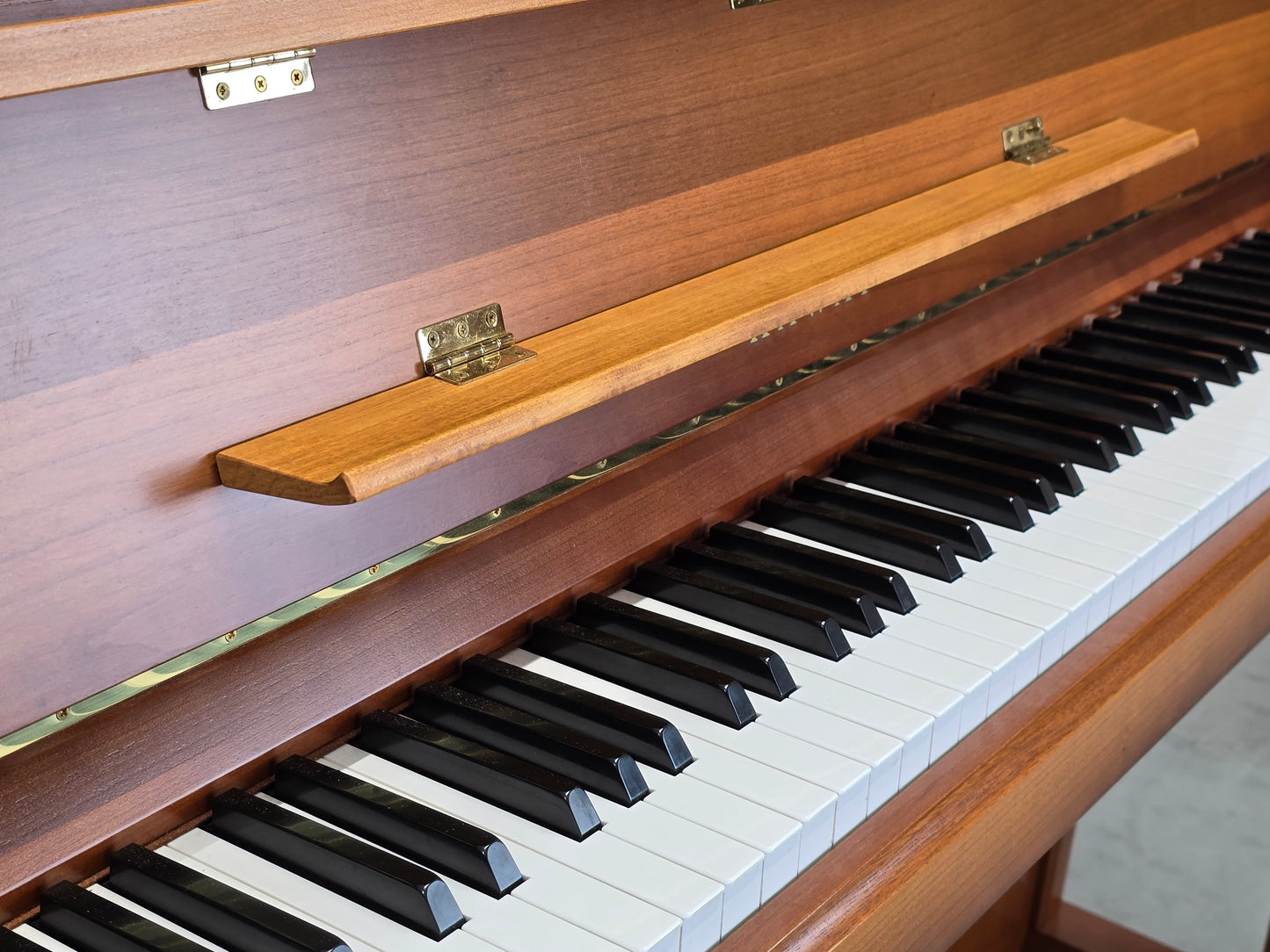 KAWAI KLAVIER CS-9T Nussbaum Mid-Century Design Japan Piano 1988 Bj.