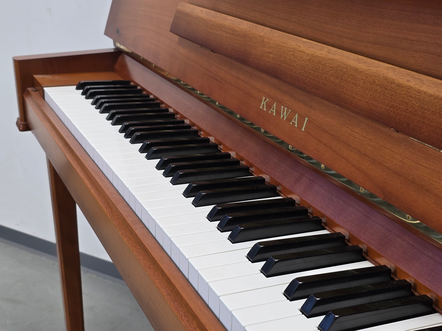 KAWAI KLAVIER CS-9T Nussbaum Mid-Century Design Japan Piano 1988 Bj.