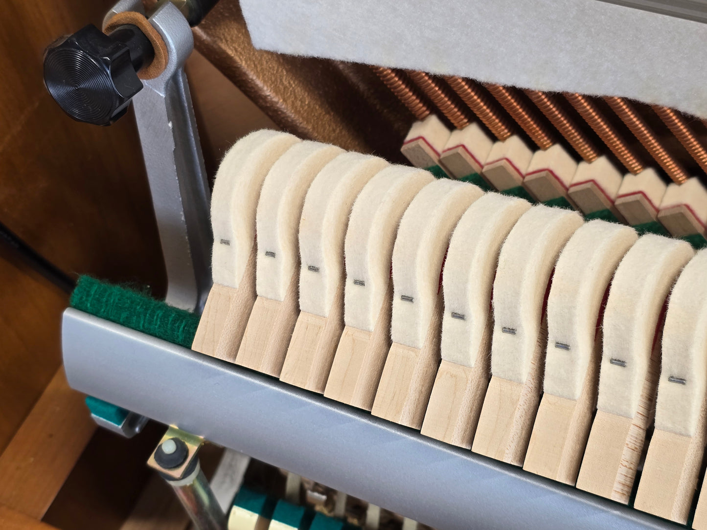 KAWAI KLAVIER CS-9T Nussbaum Mid-Century Design Japan Piano 1988 Bj.