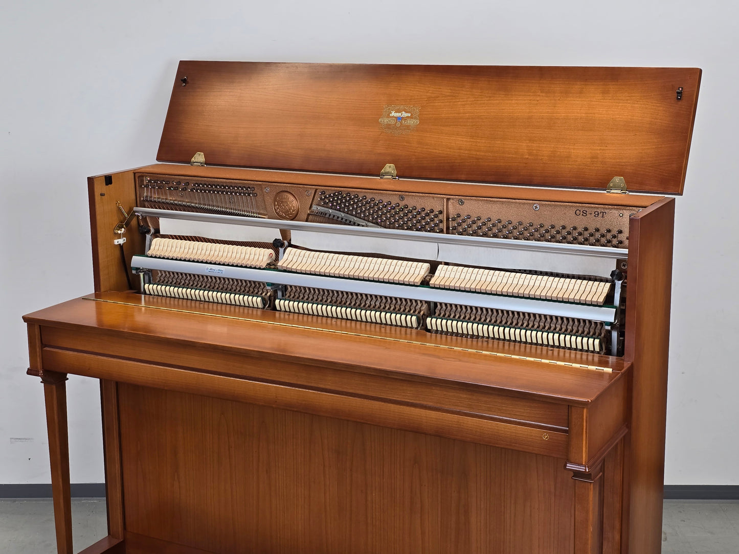 KAWAI KLAVIER CS-9T Nussbaum Mid-Century Design Japan Piano 1988 Bj.