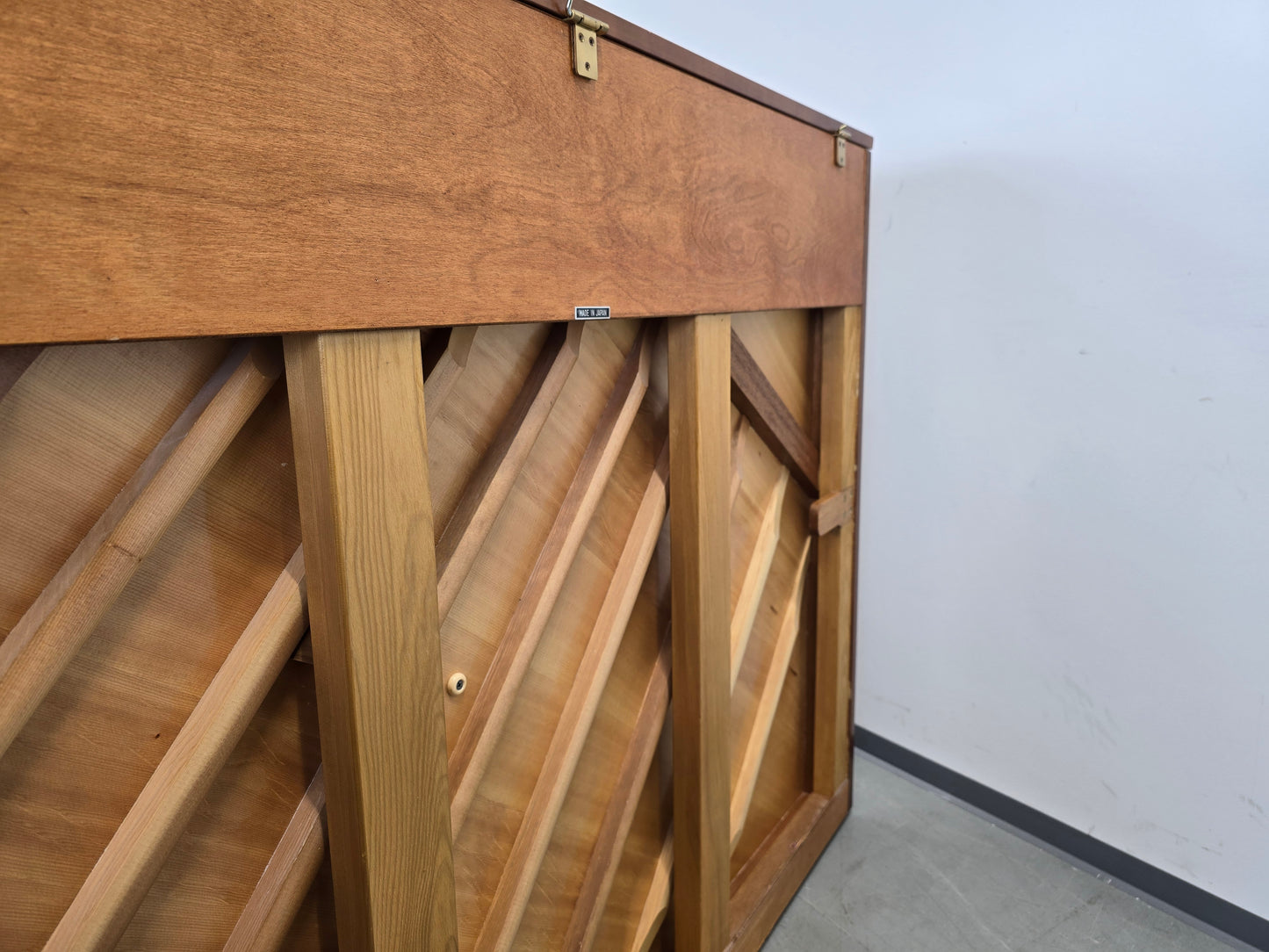 KAWAI KLAVIER CS-9T Nussbaum Mid-Century Design Japan Piano 1988 Bj.