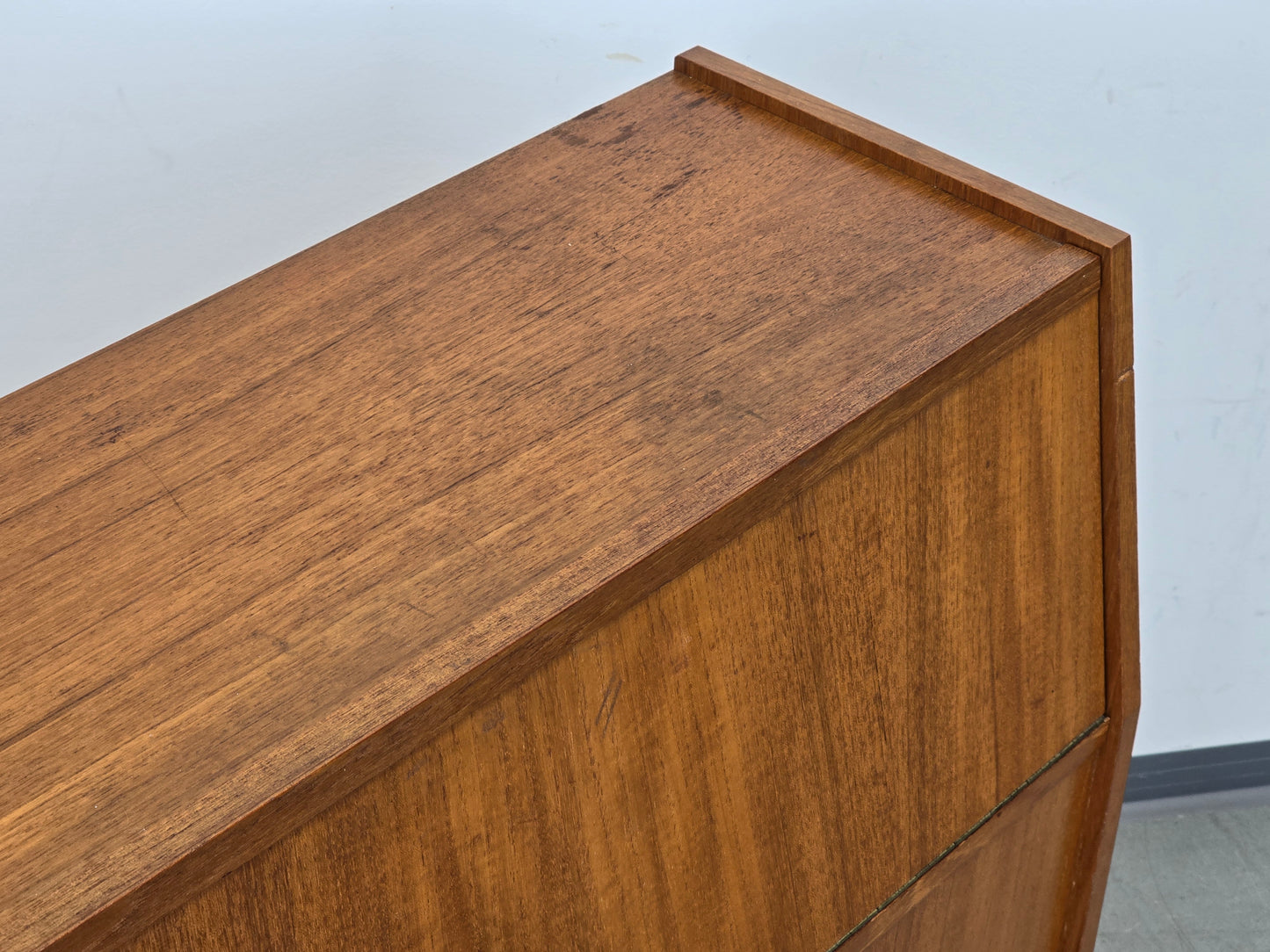 VINTAGE WÄSCHETRUHE Teak Mid Century Wäschesammler 60er Design Holz Truhe Retro