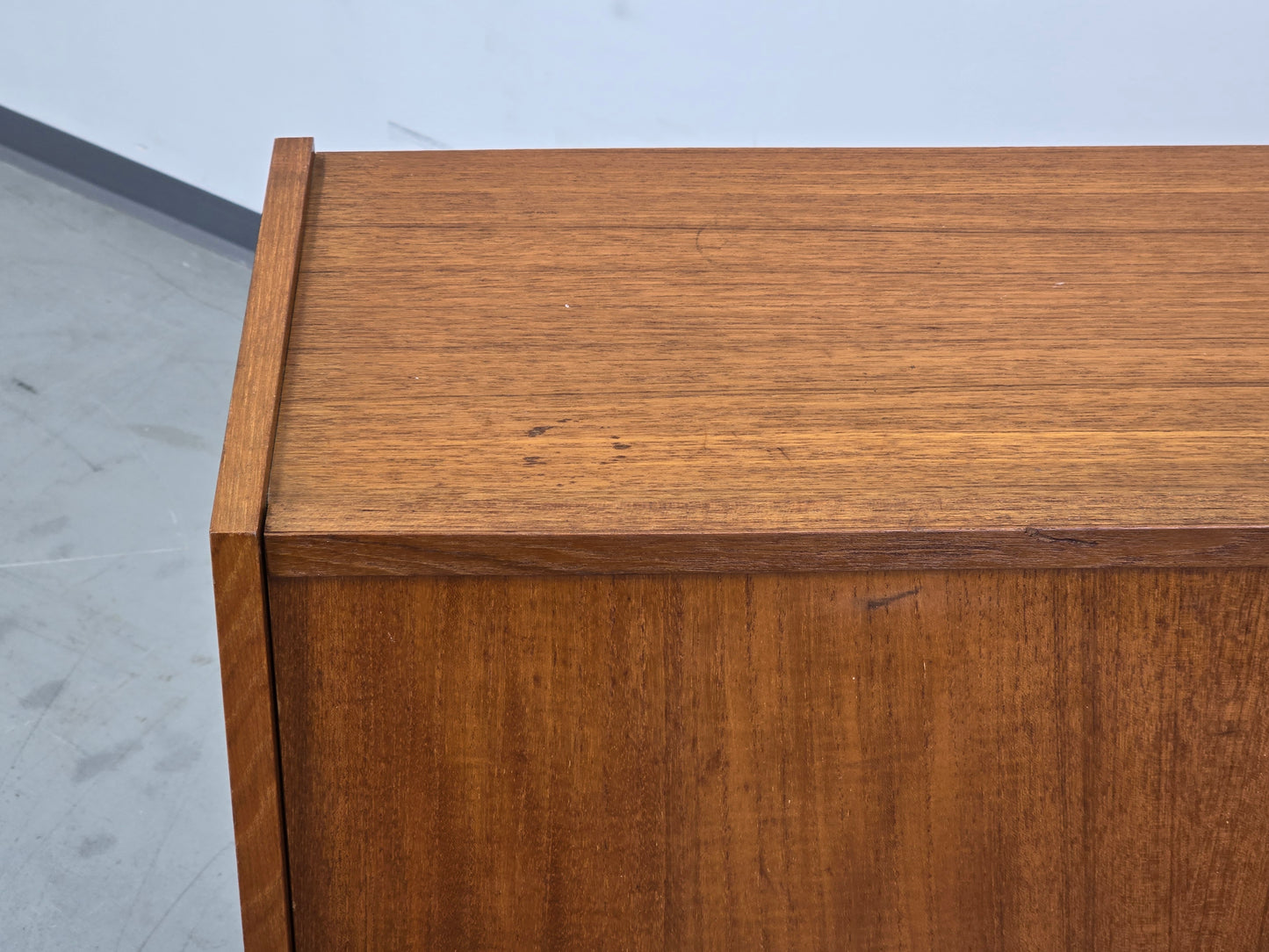 VINTAGE WÄSCHETRUHE Teak Mid Century Wäschesammler 60er Design Holz Truhe Retro