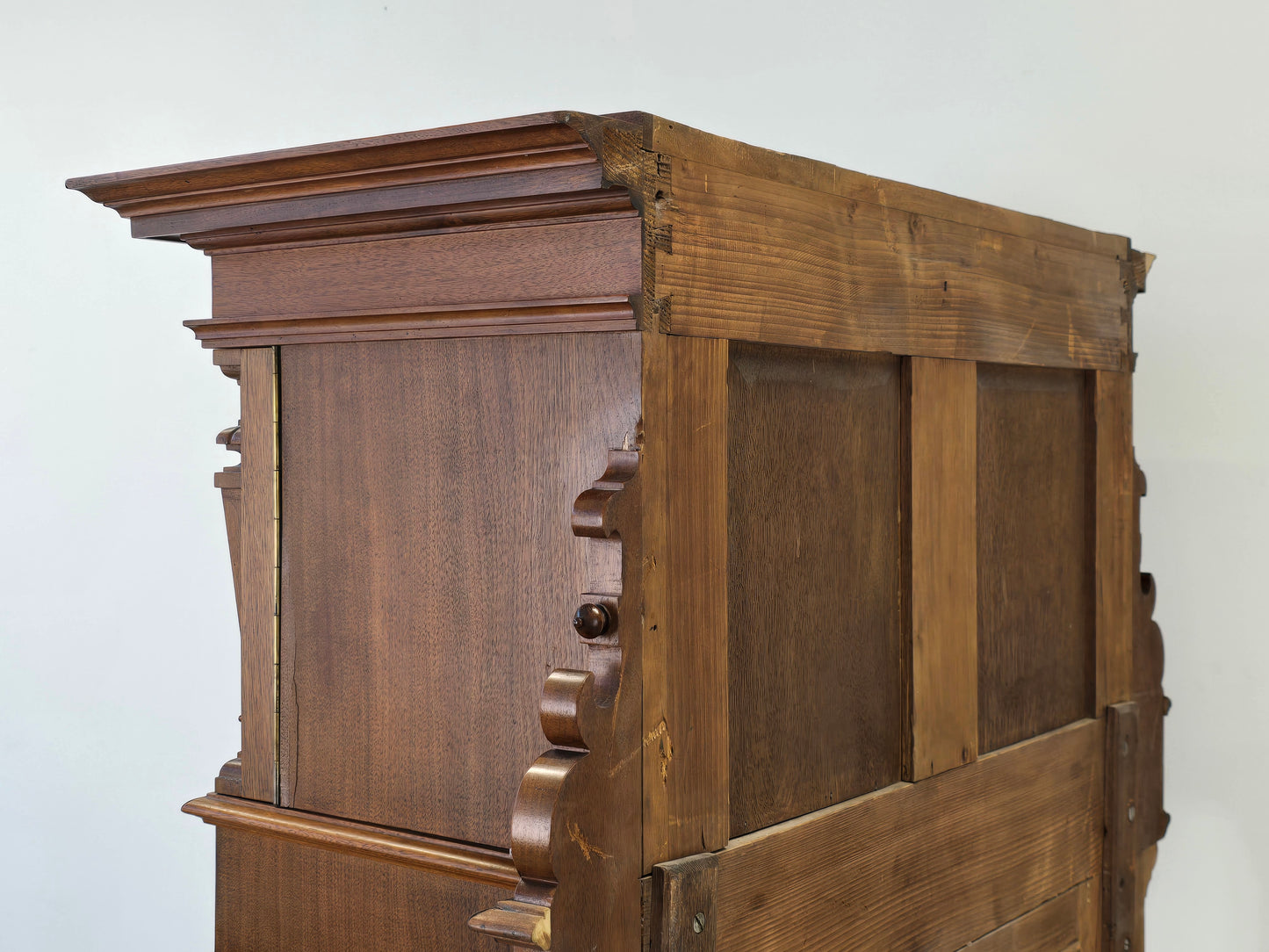 GRÜNDERZEIT BUFFET Antik Schrank Nussbaum Wurzelholz Ströbele & Osburg Konstanz