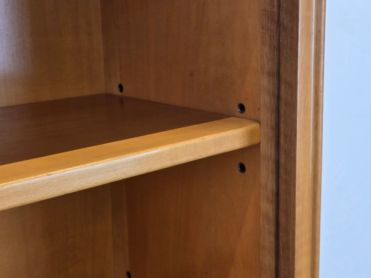 VINTAGE VITRINE Nussbaum 60er Mid Century Bücherschrank Highboard Regal Retro