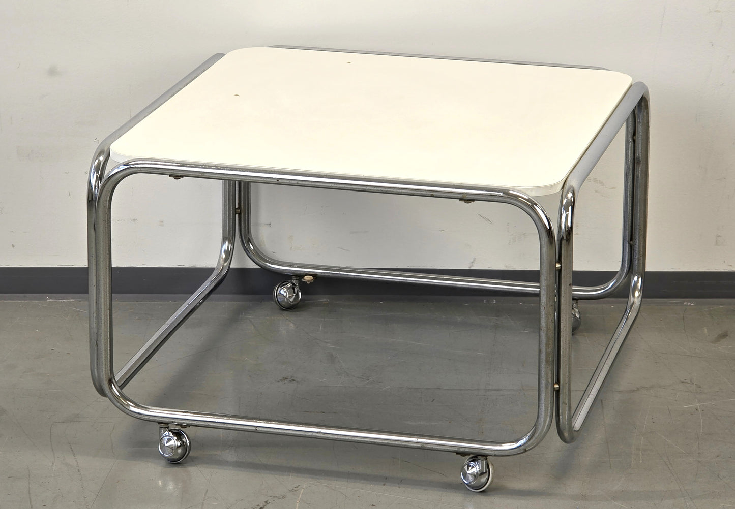 VINTAGE BEISTELLTISCH Chrom Rollen Couchtisch Bauhaus 60er Jahre Design Weiß