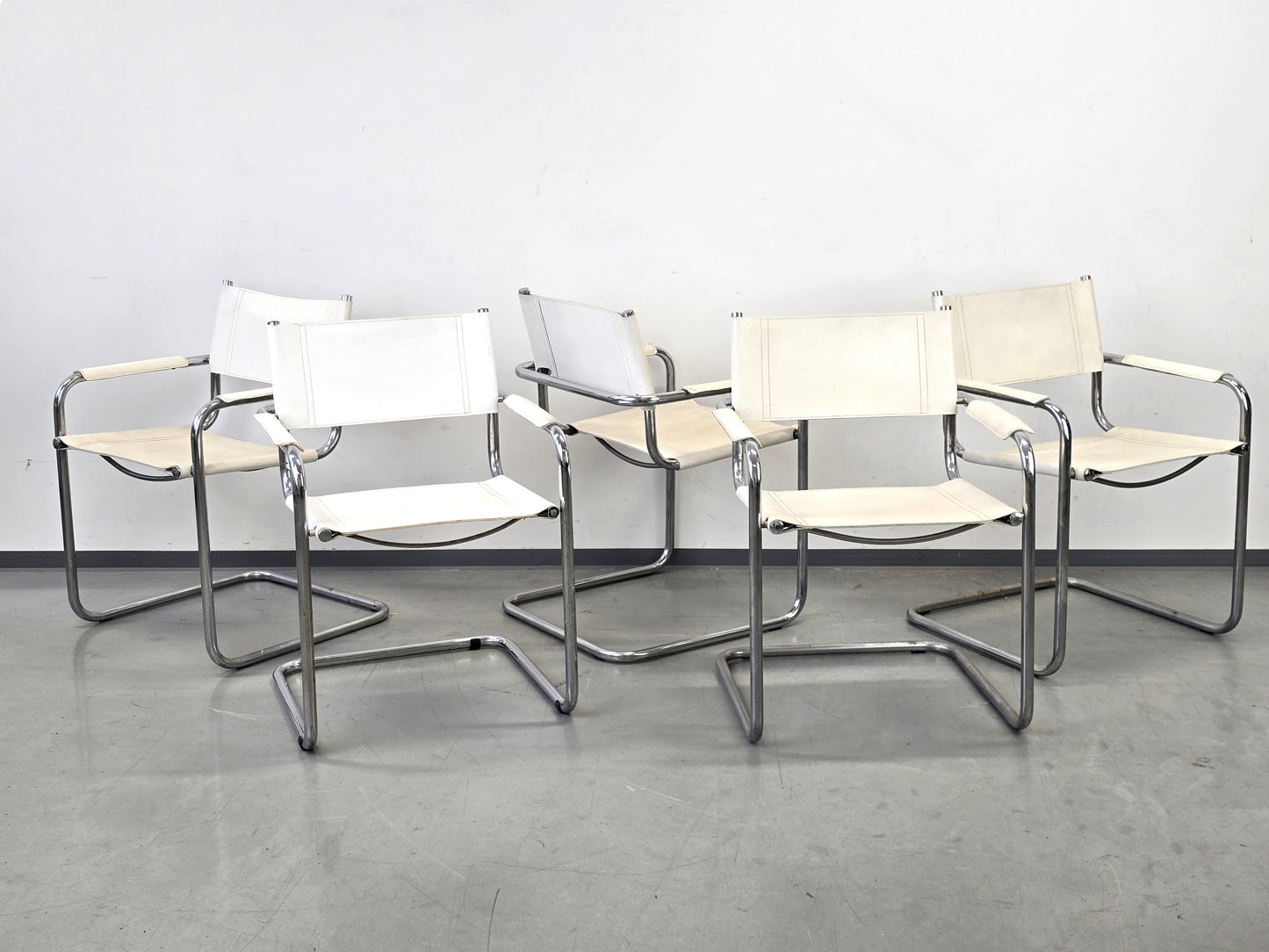 DESIGN FREISCHWINGER Leder Weiß Chrom Stuhl Bauhaus Vintage 60er 70er