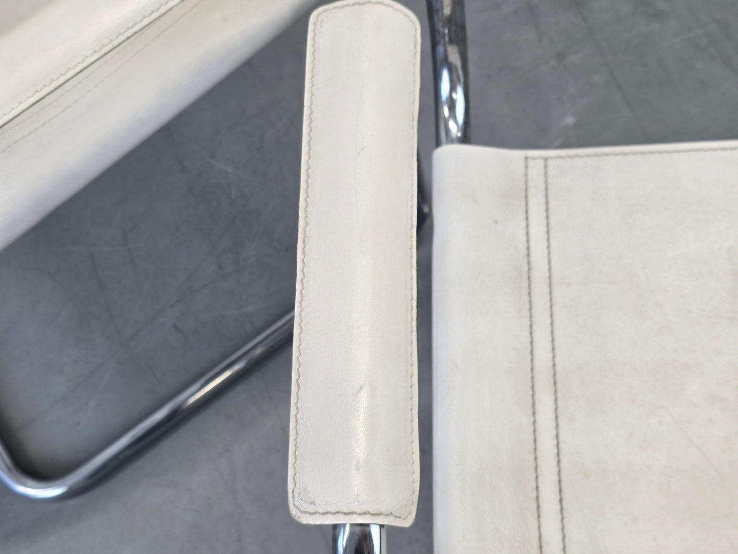 DESIGN FREISCHWINGER Leder Weiß Chrom Stuhl Bauhaus Vintage 60er 70er