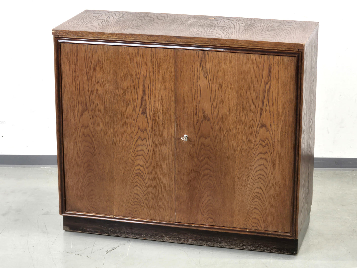 VINTAGE SIDEBOARD Kommode UP Závody Rousínov Eiche František Mezuláník 1957 Mid Century Cabinet