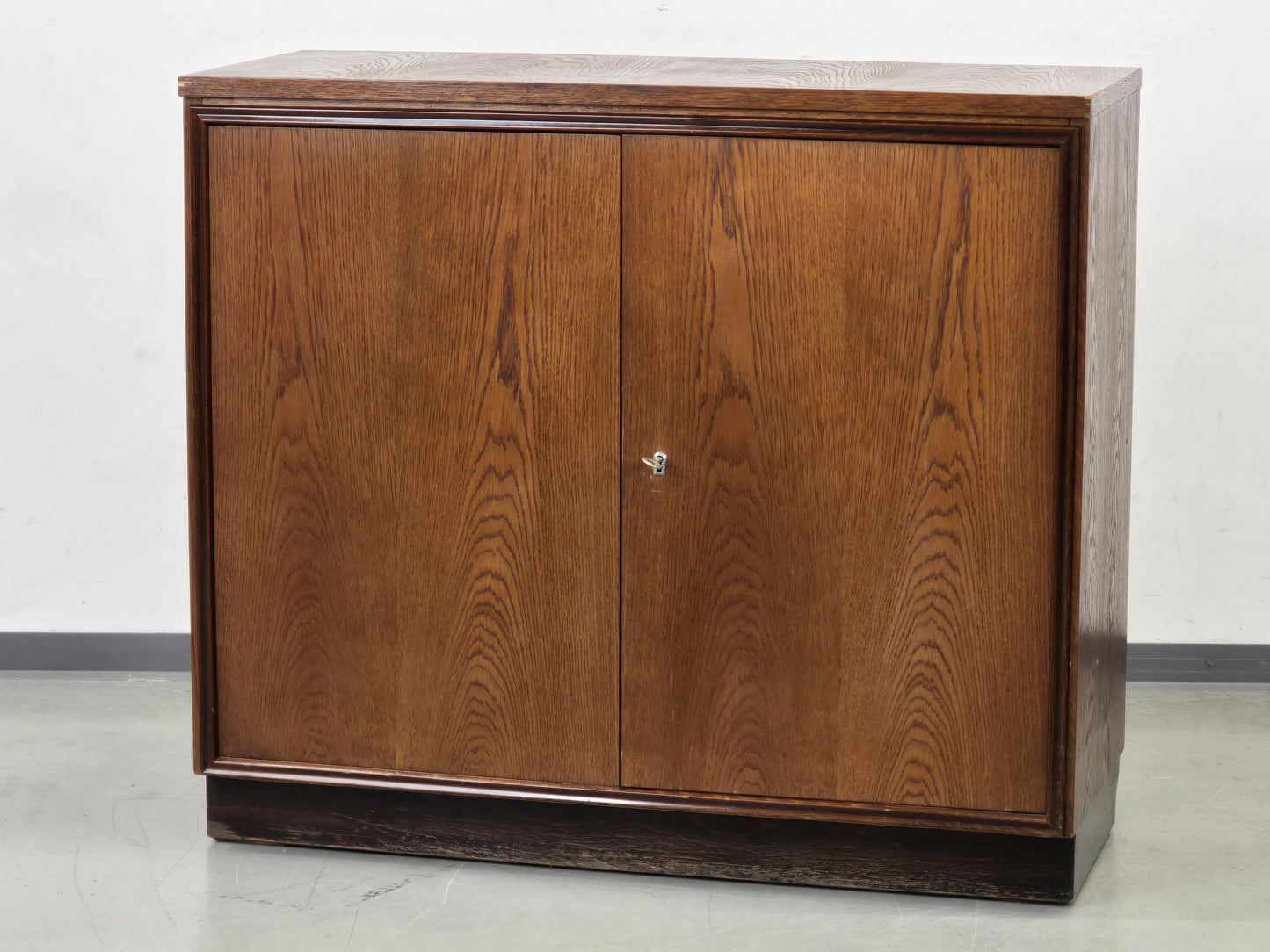 VINTAGE SIDEBOARD Kommode UP Závody Rousínov Eiche František Mezuláník 1957 Mid Century Cabinet