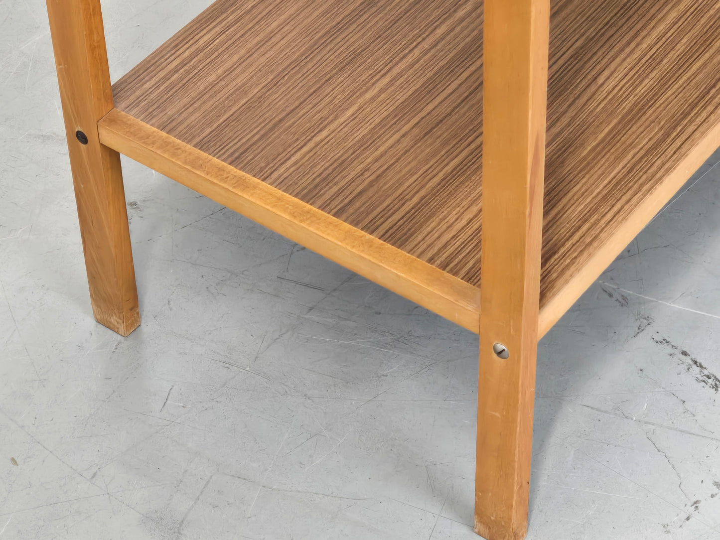 OPAL BEISTELLTISCH 60er Mid Century Nußbaum Vintage Kleinmöbel Regal Tisch