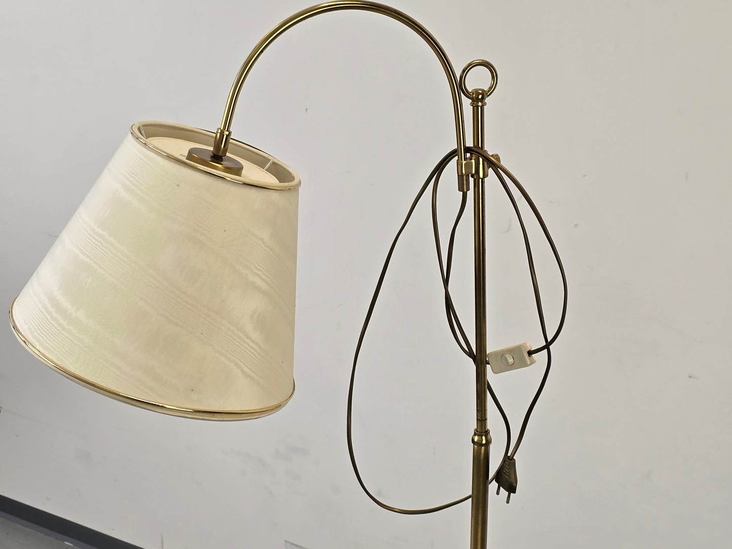 VINTAGE STEHLAMPE Messing Gold Bogenlampe Mid Century 70er Jahre Design Retro