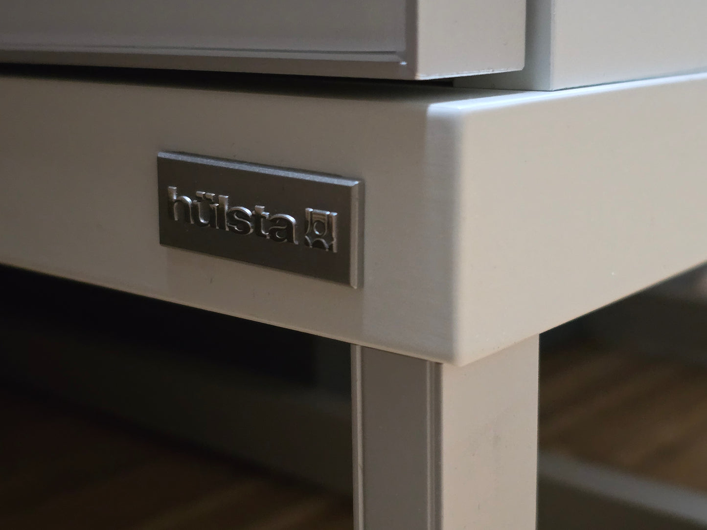 HÜLSTA XELO Sideboard Weiß Glas Kommode Design Highboard 226cm Vitrine Modern