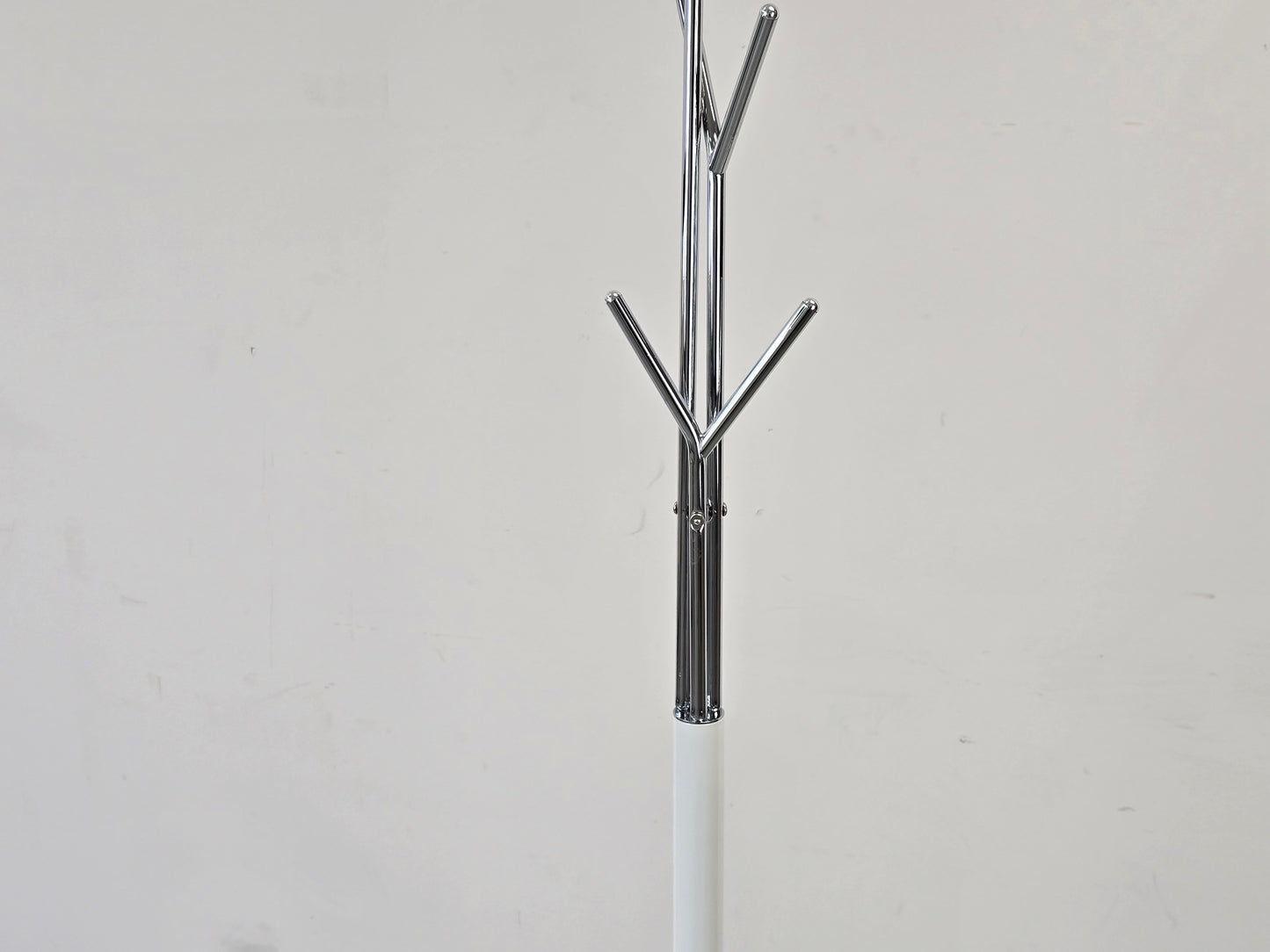 JAN KURTZ Garderobe London Kleiderständer Weiß Chrom Design Flur
