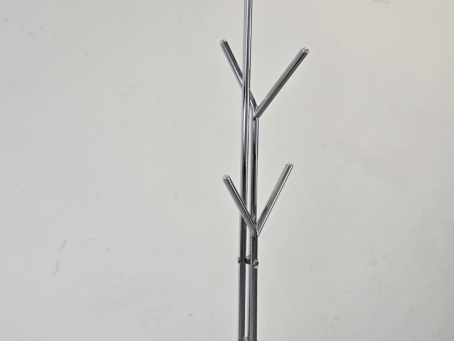 JAN KURTZ Garderobe London Kleiderständer Weiß Chrom Design Flur