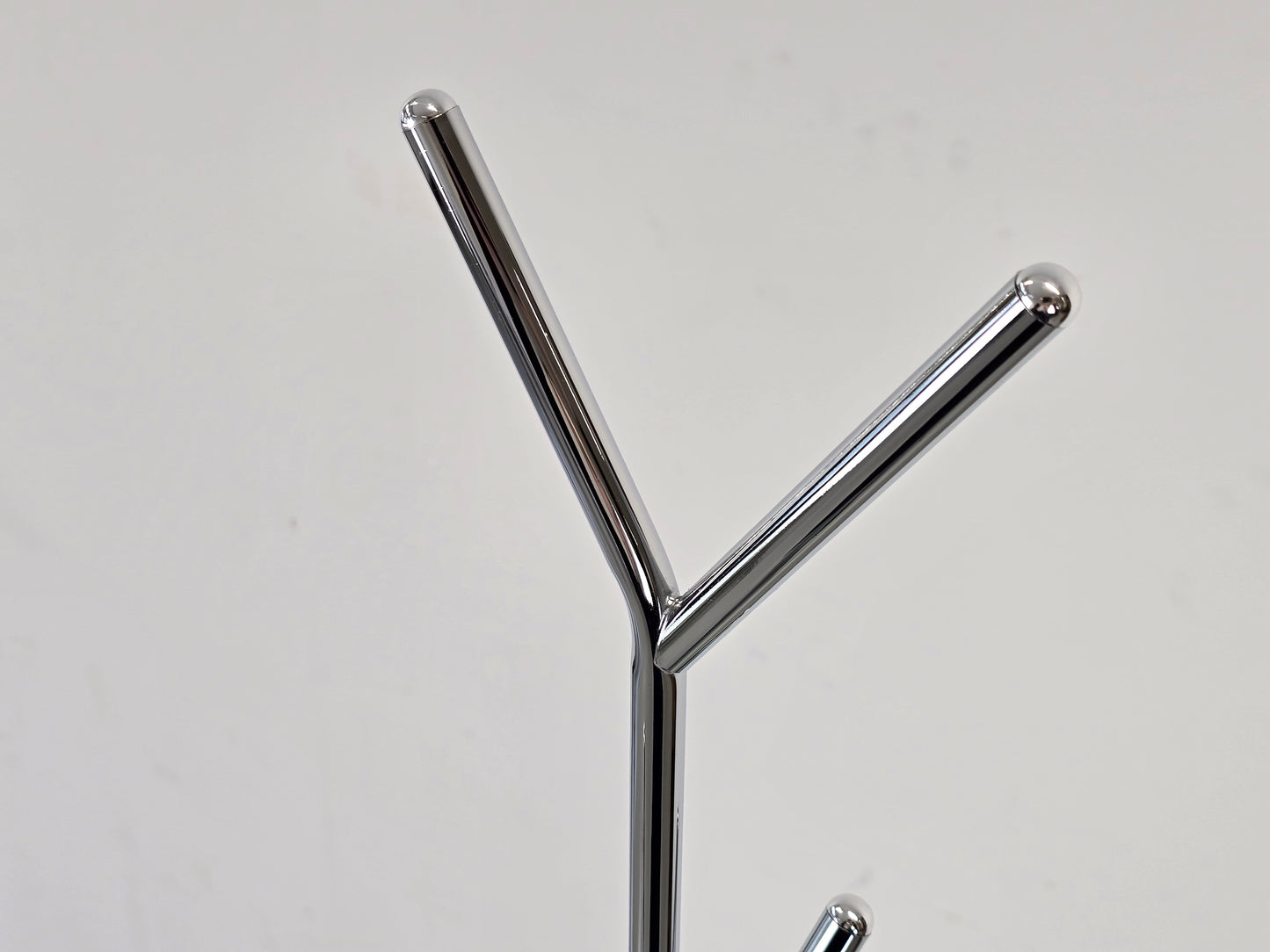 JAN KURTZ Garderobe London Kleiderständer Weiß Chrom Design Flur