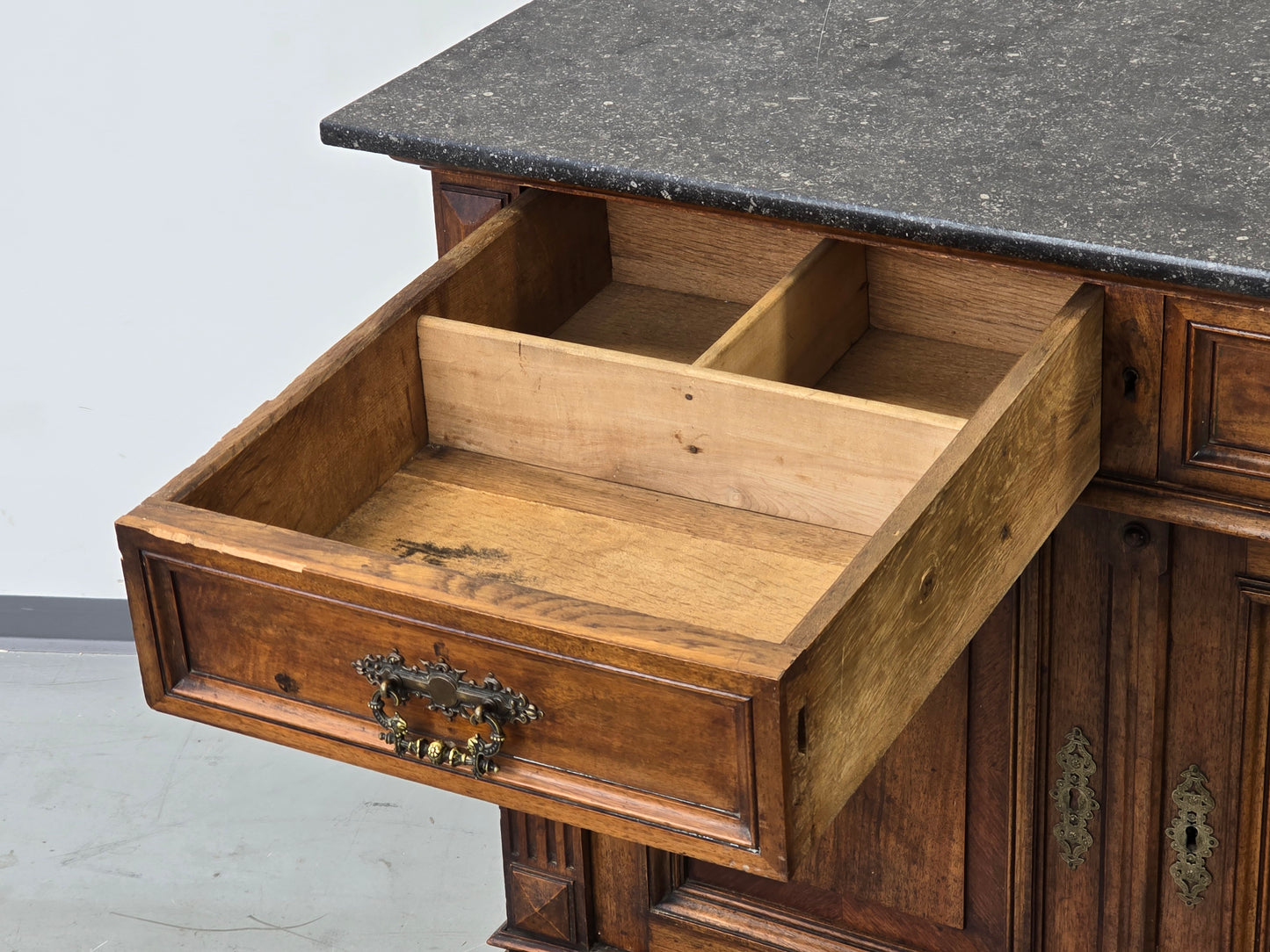 GRÜNDERZEIT KOMMODE Anrichte Nussbaum Marmorplatte Antik Buffet Vintage