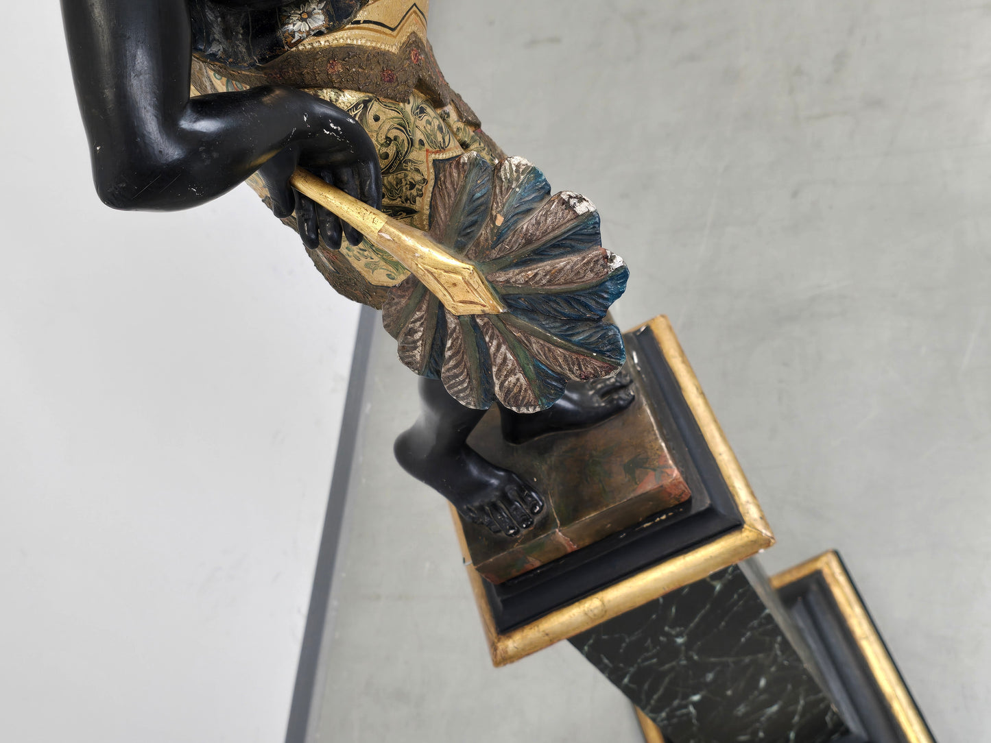 VENEZIANISCHER BLACKAMOOR Stehlampe Fackelträger Kandelaber Skulptur Antik Kristall