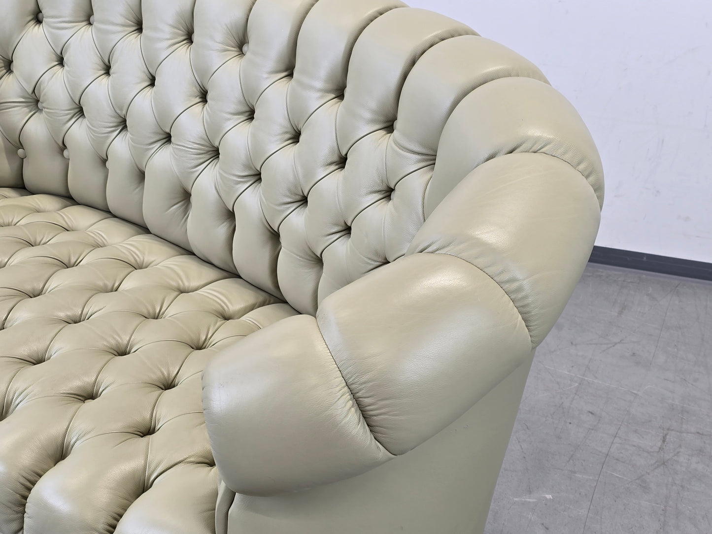 CHESTERFIELD SOFA Leder Salbei Vintage Design Couch Retro Mid Century 60s 70s