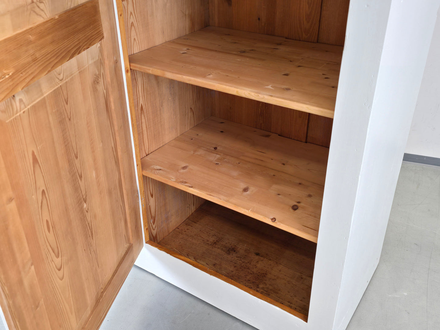 ANTIQUER SCHRANK Antik weiß Landhaus Biedermeier Weichholz Dielenschrank Shabby