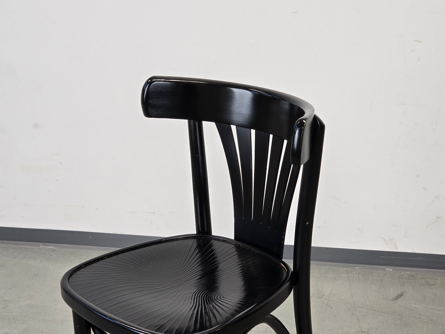 RADOMSKO THONET Stuhl Nr. 28 Bugholz Fächerstuhl Schwarz Vintage 60er Jahre