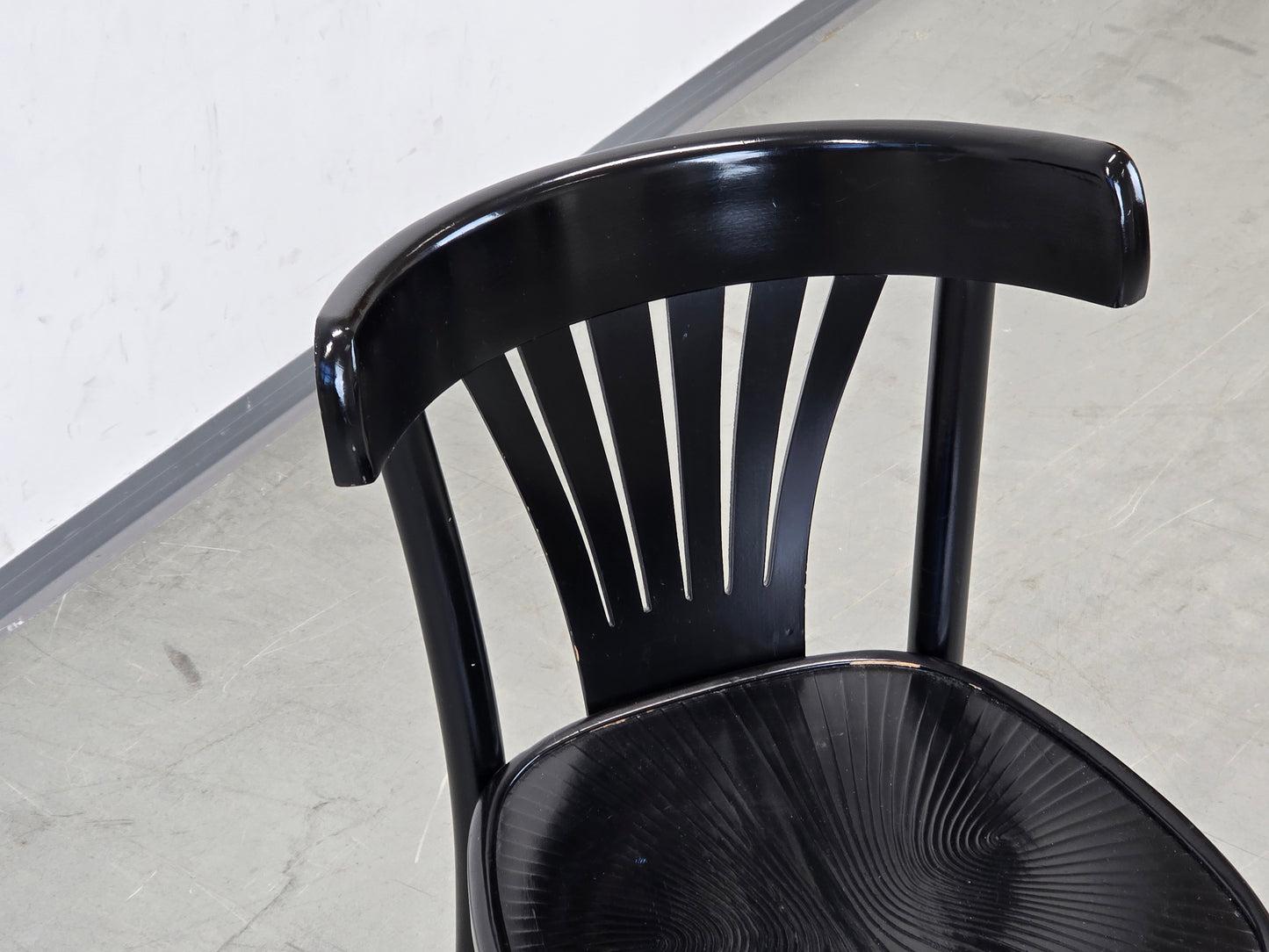 RADOMSKO THONET Stuhl Nr. 28 Bugholz Fächerstuhl Schwarz Vintage 60er Jahre