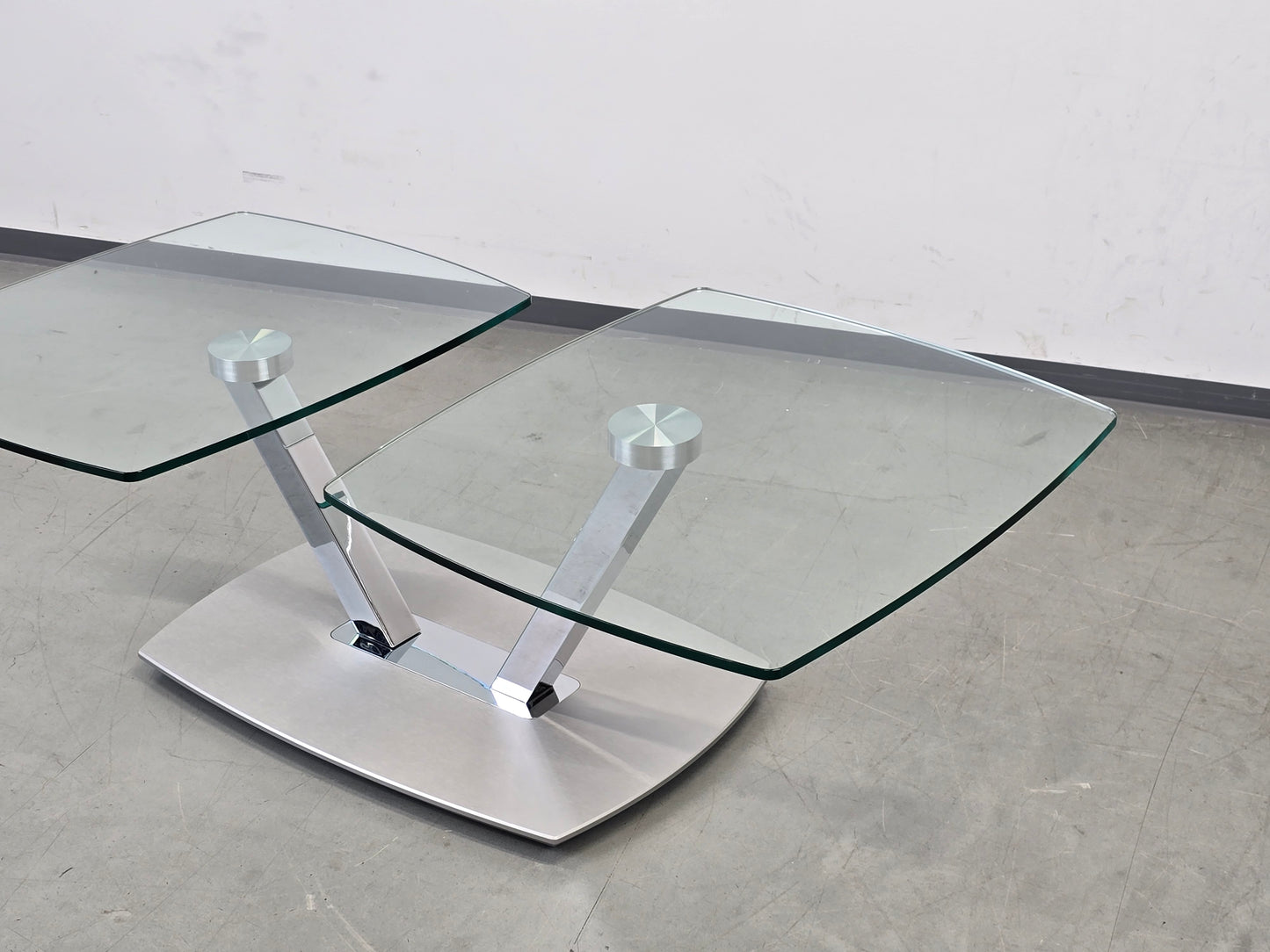 EVE COLLECTION Cavallo Couchtisch Glas Chrom Schwenkbar Designer Rollen