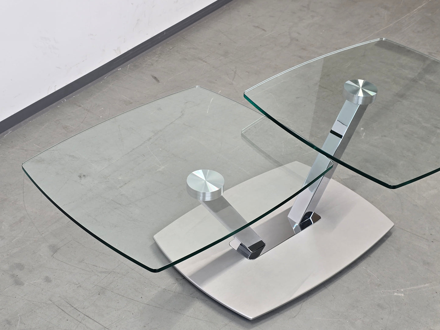 EVE COLLECTION Cavallo Couchtisch Glas Chrom Schwenkbar Designer Rollen
