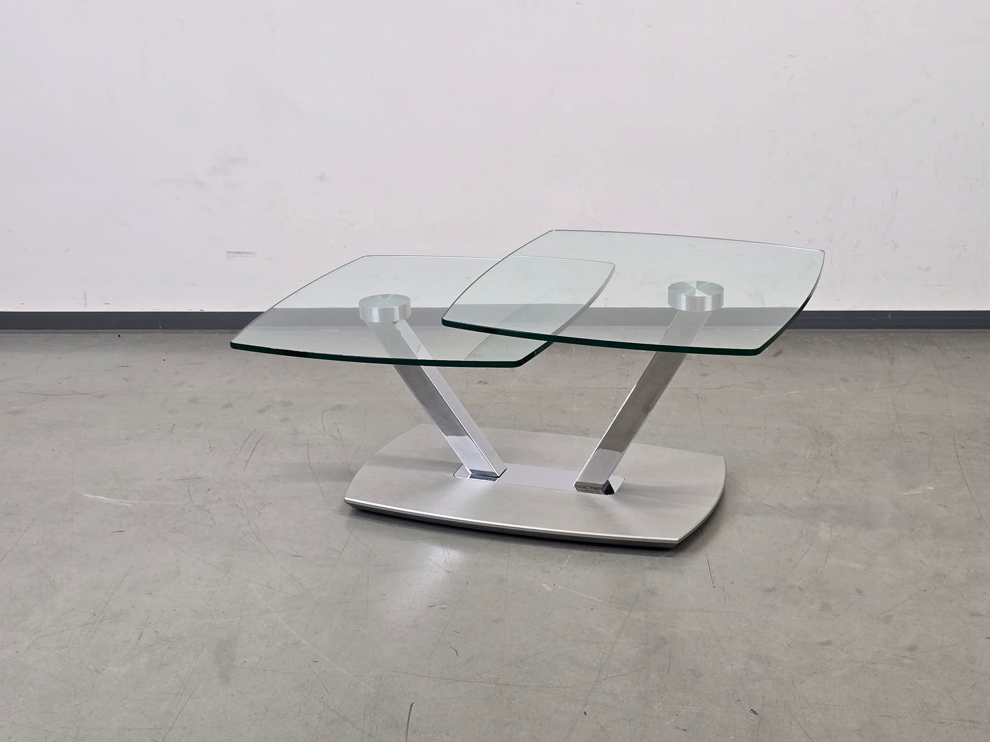 EVE COLLECTION Cavallo Couchtisch Glas Chrom Schwenkbar Designer Rollen