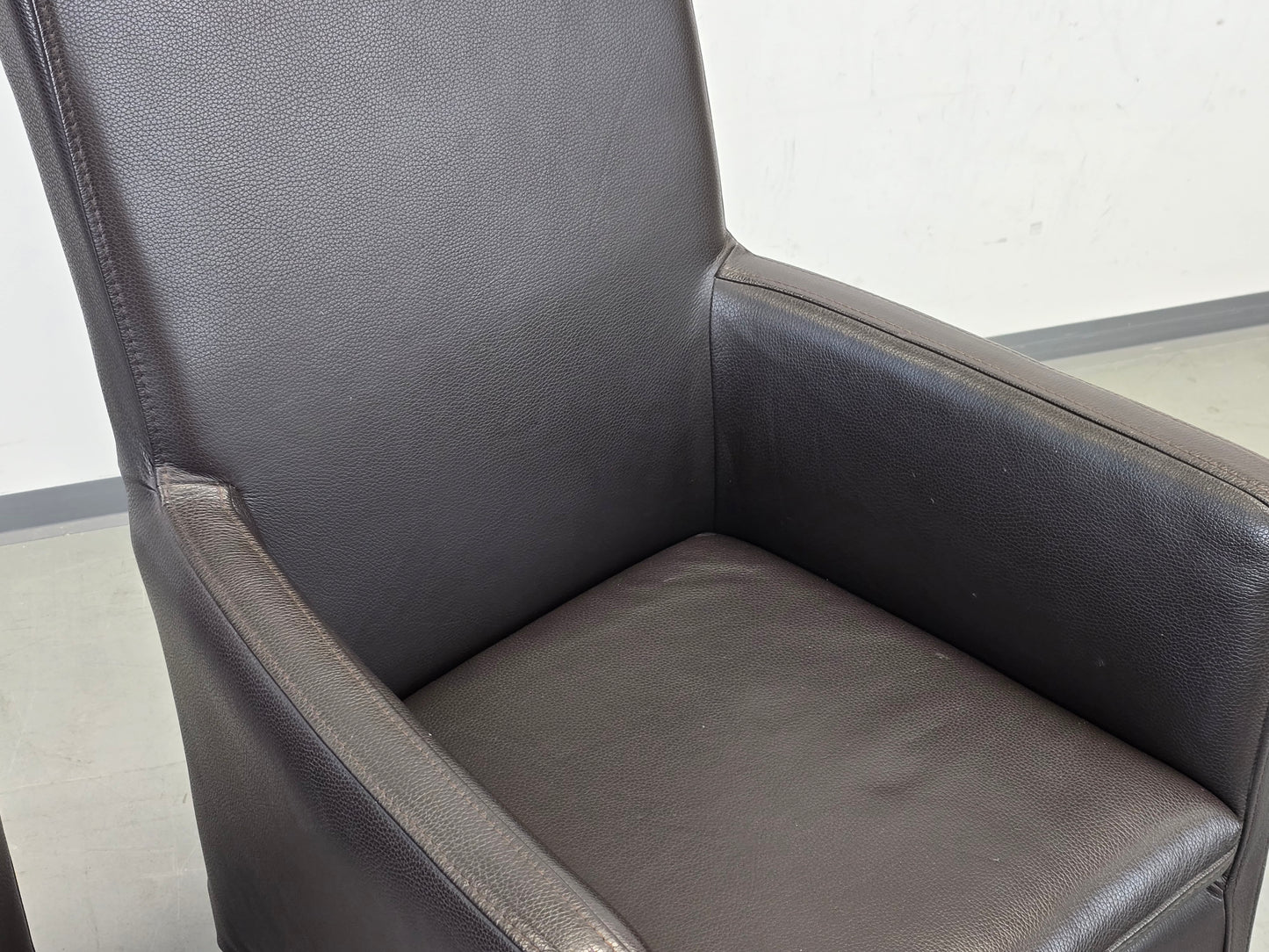 LEDER ARMLEHNSTUHL Design Vintage 60er Sessel Stuhl Konferenz Braun Massivholz