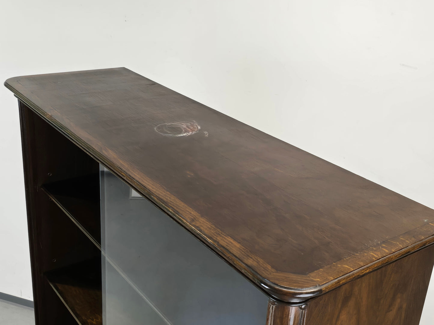 VINTAGE VITRINE Nussbaum Wurzelholz Highboard Design 60er Jahre Italienisch Mid-Century