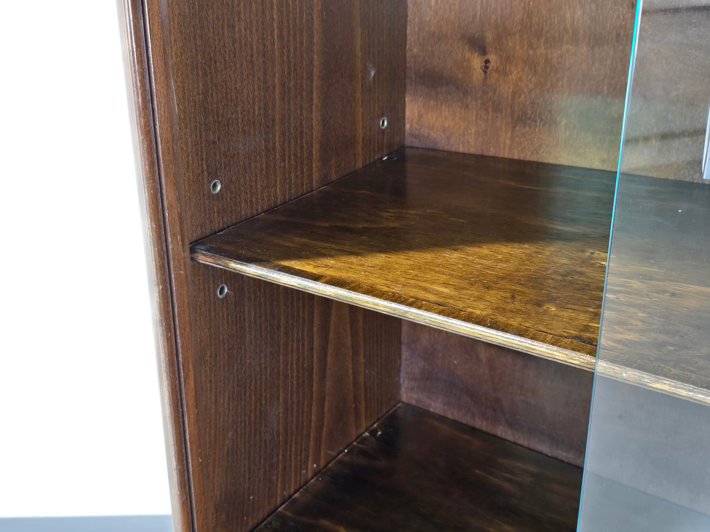 VINTAGE VITRINE Nussbaum Wurzelholz Highboard Design 60er Jahre Italienisch Mid-Century