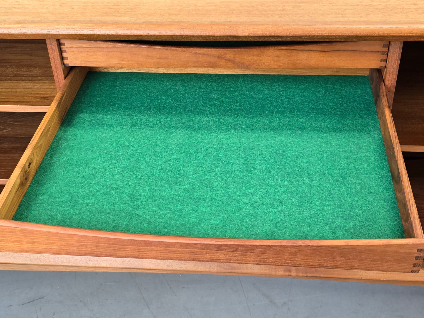 DANISH SIDEBOARD Tv Kommode Low Board Teak Bernhard Pedersen 142 Tambour Mid Century BPS